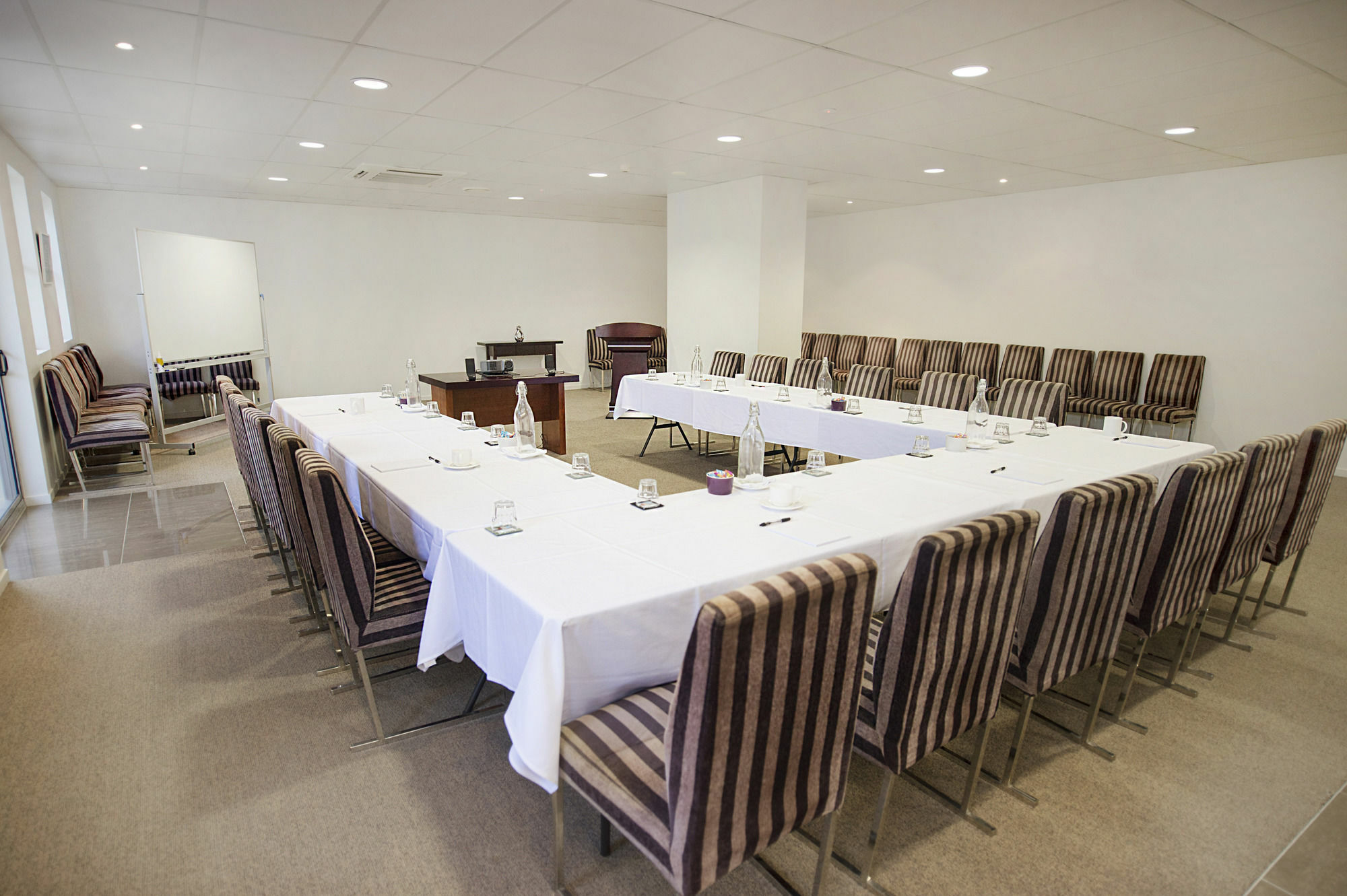 Gladstone City Central Apartment Hotel Official Extérieur photo